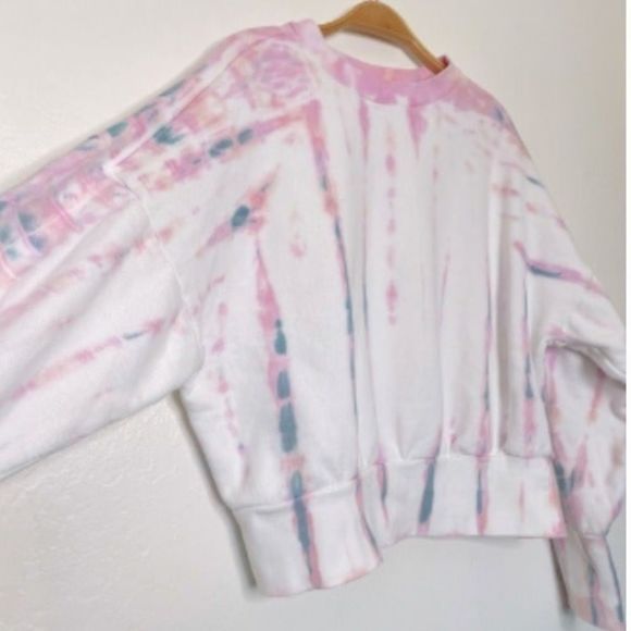 Old navy Loose Tie-Dye Cropped Crew-Neck Sweatshirt for Women - Picture 5 of 14